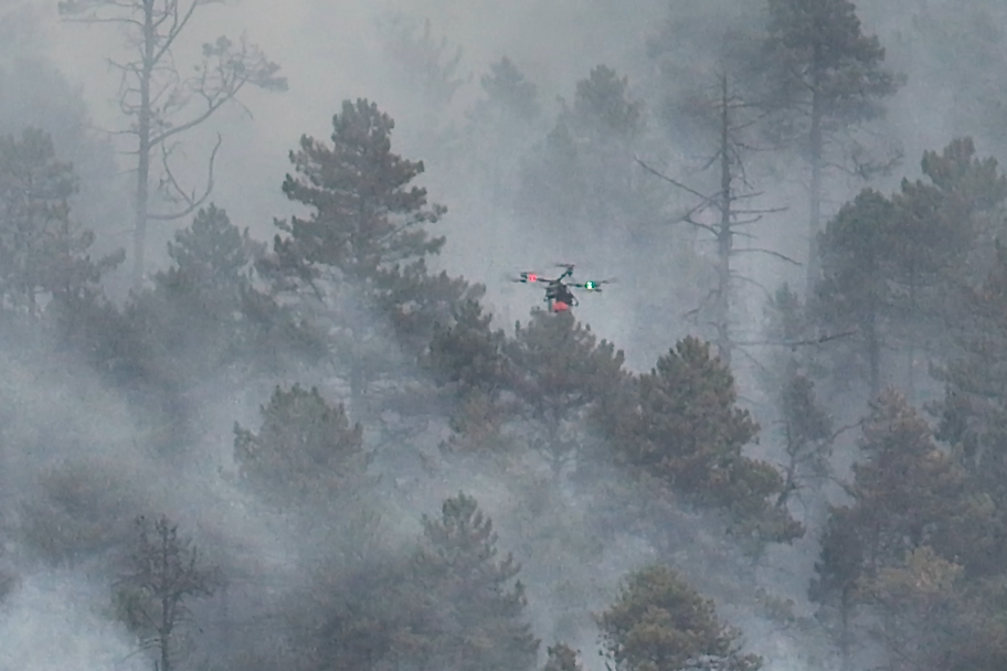 科技賦能，責(zé)任先行丨中建材信息無人機(jī)團(tuán)隊(duì)參與森林火災(zāi)撲救